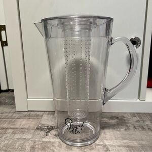Clear Steeped Tea Infuser Pitcher